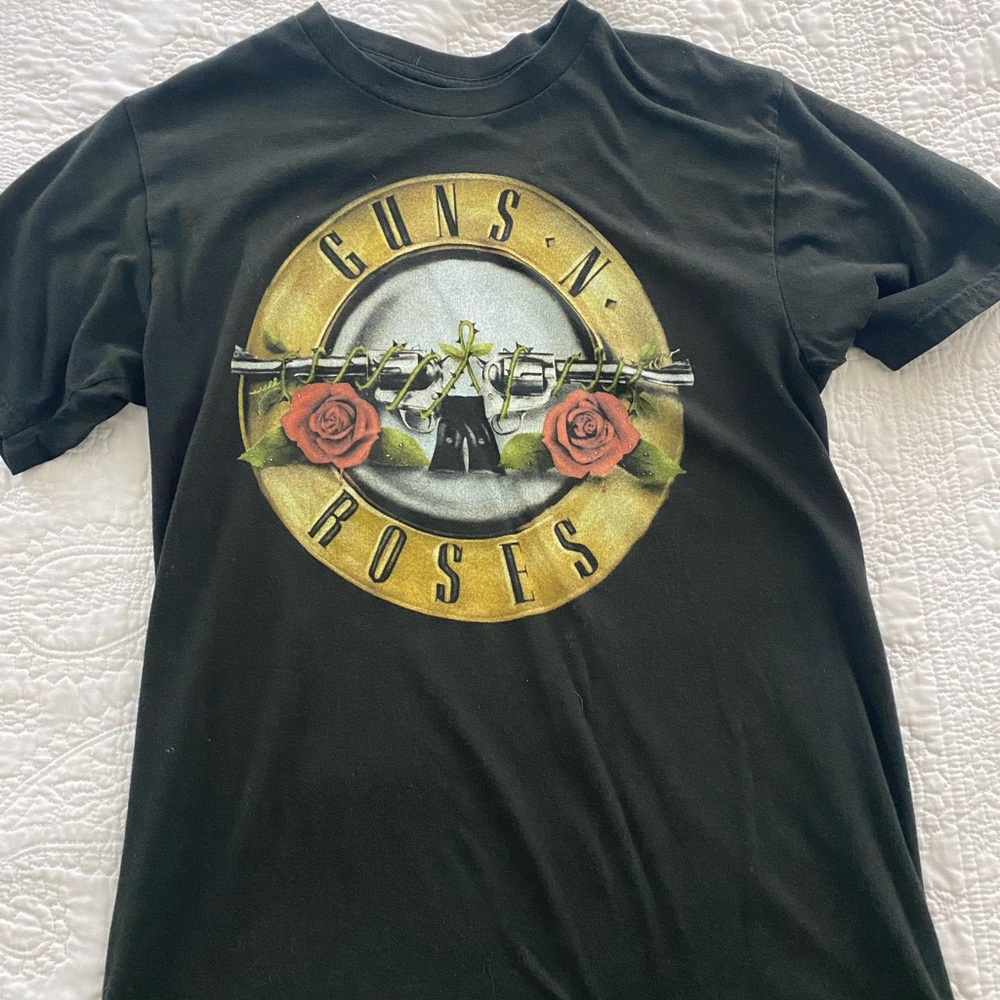 Women’s tee
